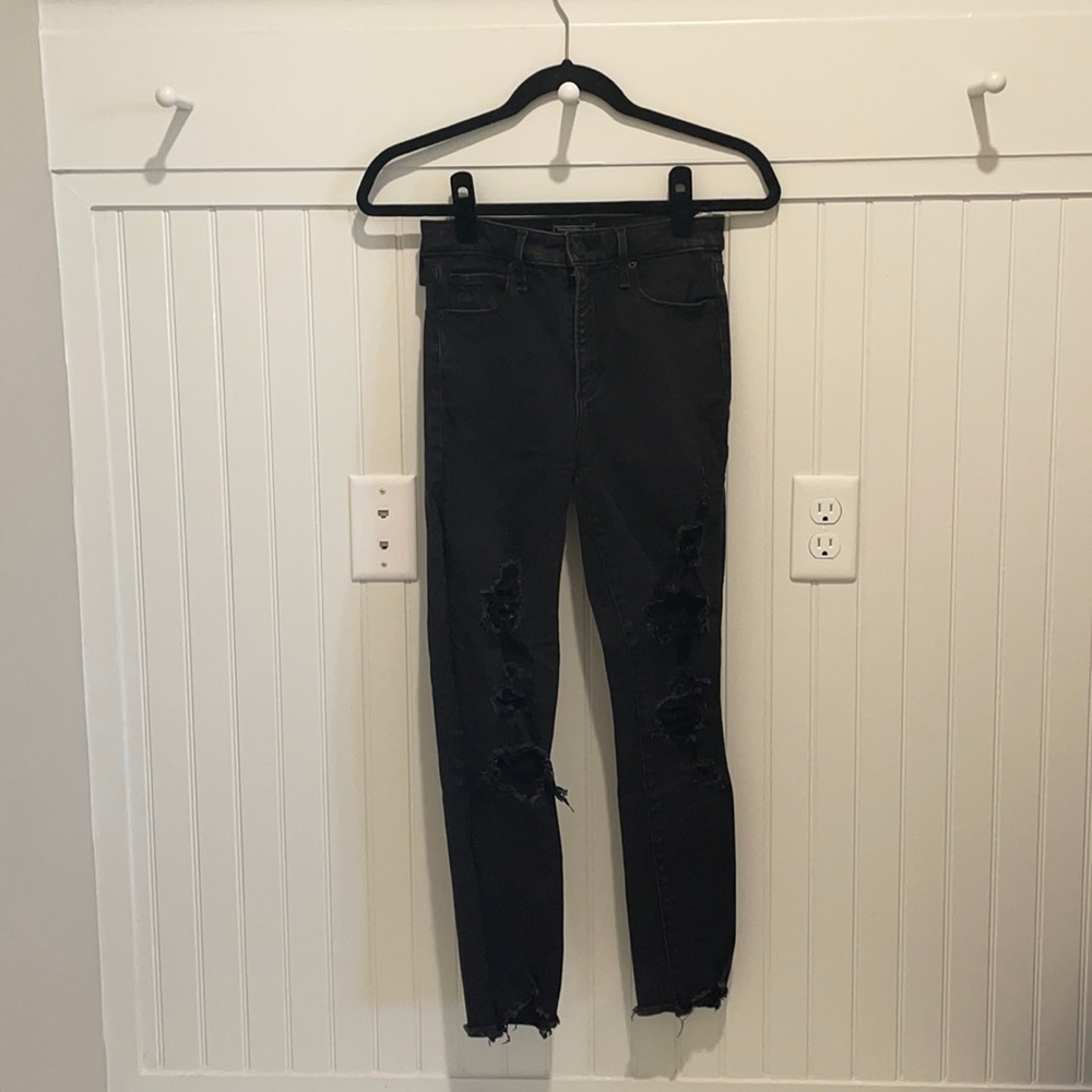A&F Simone high rise black ripped jeans size 25